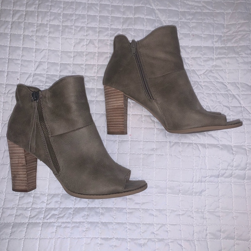 Report Olive Open-Toe Stacked Heel Ankle Booties